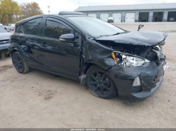  Salvage Toyota Prius c