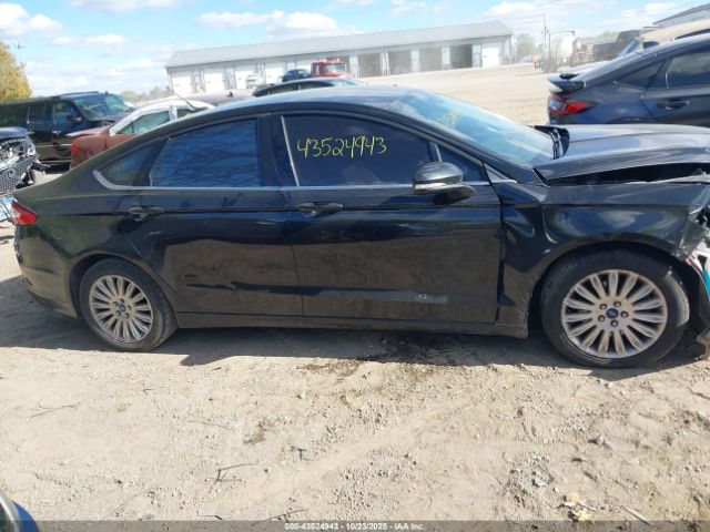 Ford Fusion Se Image 11