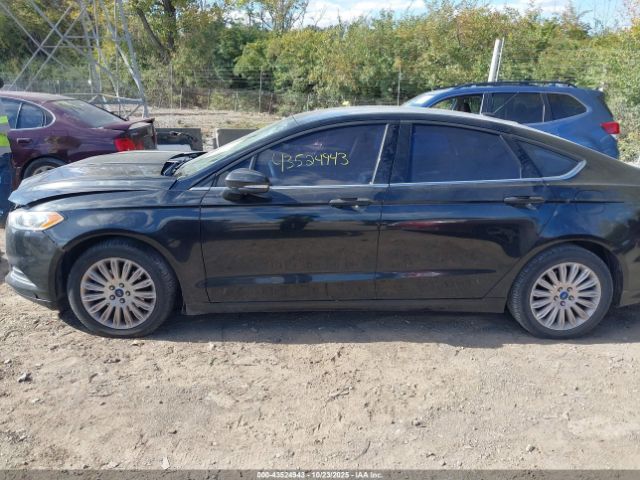 Ford Fusion Se Image 6
