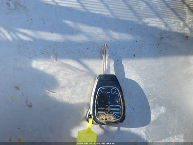 Chrysler 200 Touring Image 7