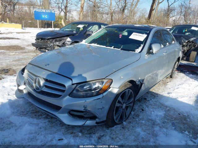 Mercedes-Benz C-Class 4matic Image 15