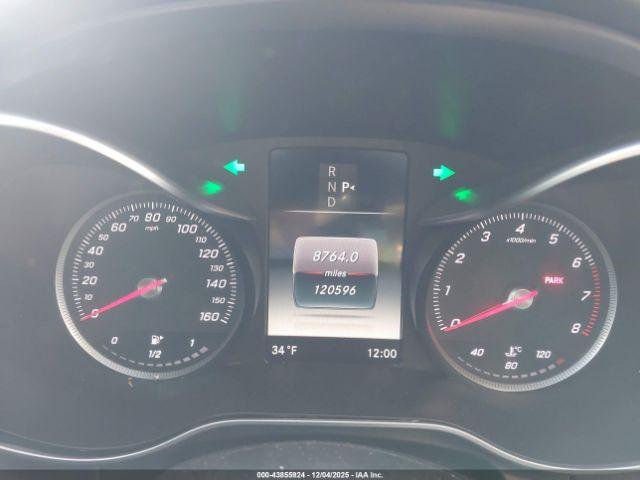 Mercedes-Benz C-Class 4matic Image 5