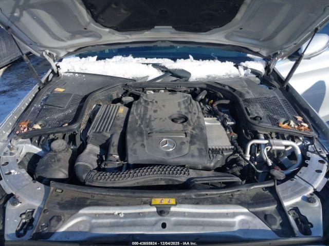 Mercedes-Benz C-Class 4matic Image 6