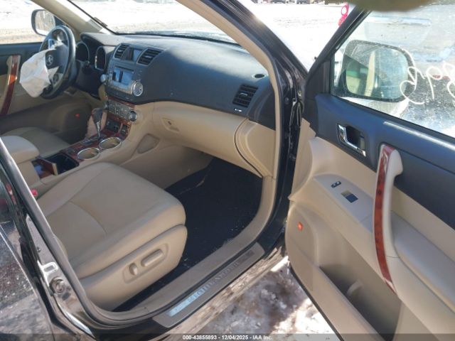 Toyota Highlander Limited V6 Image 4