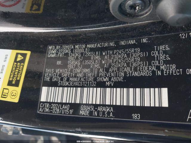 Toyota Highlander Limited V6 Image 12