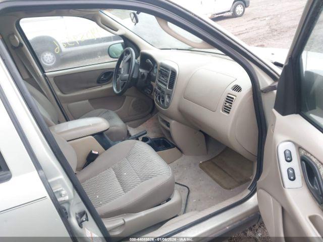 Ford Escape Xlt Image 13