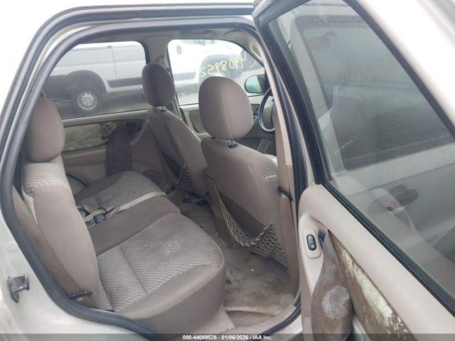 Ford Escape Xlt Image 5