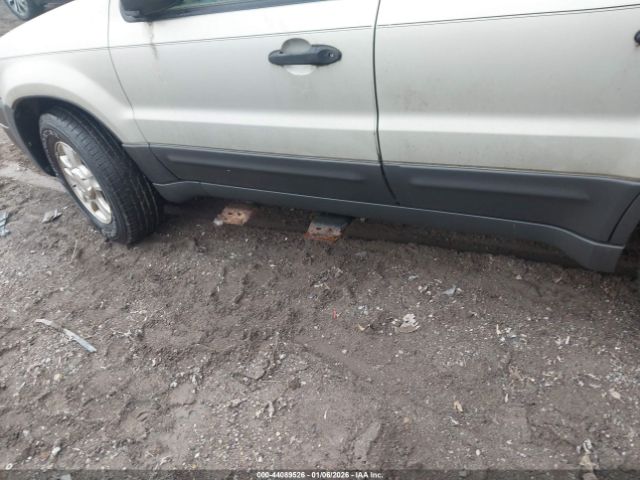 Ford Escape Xlt Image 11