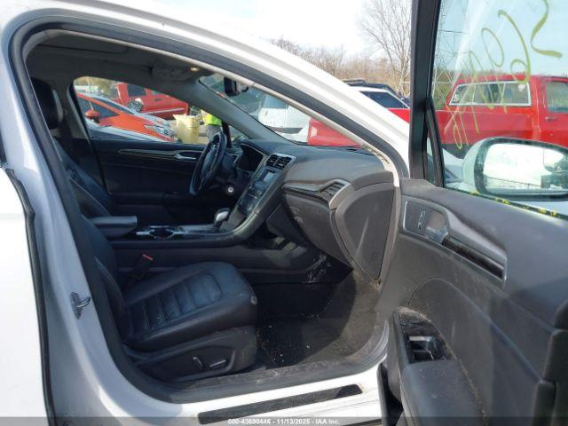 Ford Fusion Se Image 3