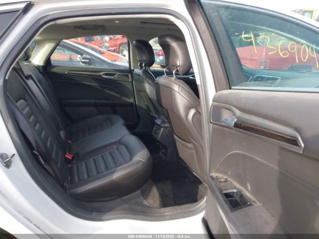 Ford Fusion Se Image 4