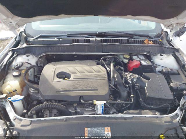 Ford Fusion Se Image 6