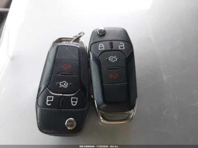 Ford Fusion Se Image 7