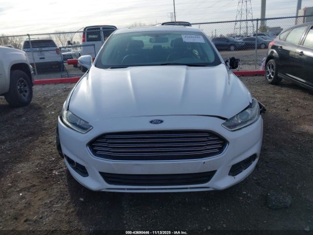 Ford Fusion Se Image 10