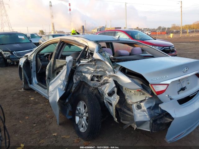 Hyundai SONATA Gls Image 6