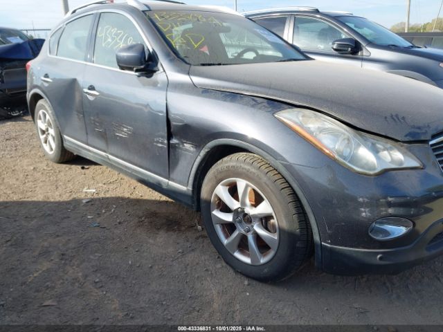 INFINITI Ex Journey Image 14