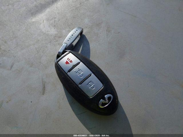 INFINITI Ex Journey Image 5