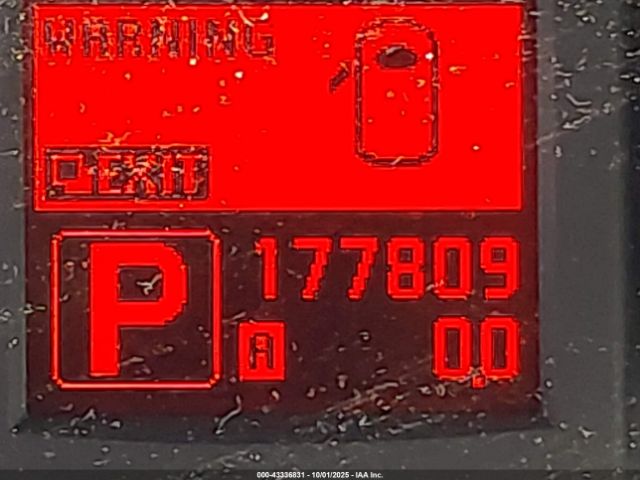 INFINITI Ex Journey Image 10