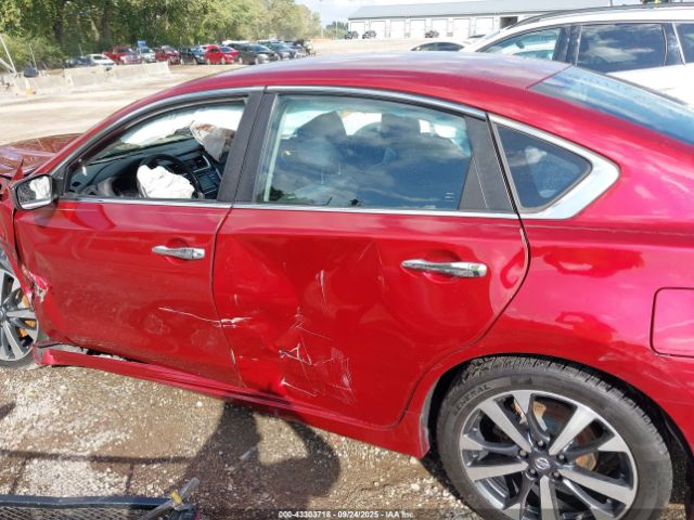 Nissan Altima 2.5 Sr Image 4