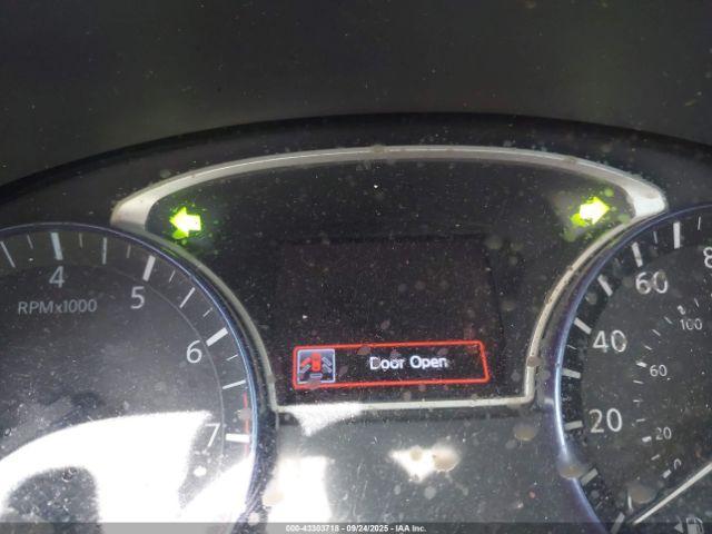 Nissan Altima 2.5 Sr Image 10