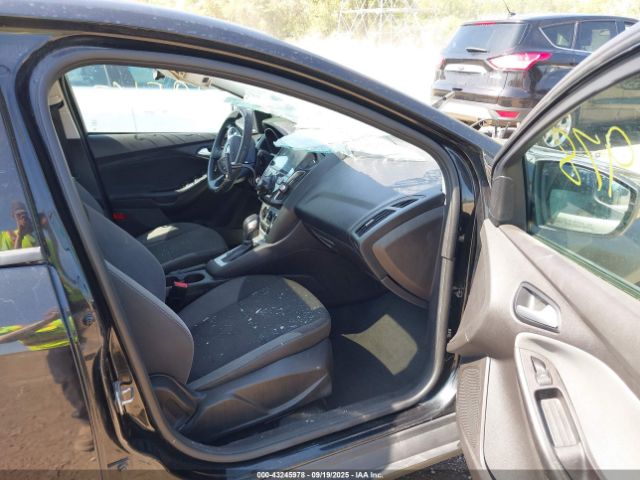 Ford Focus Se Image 14