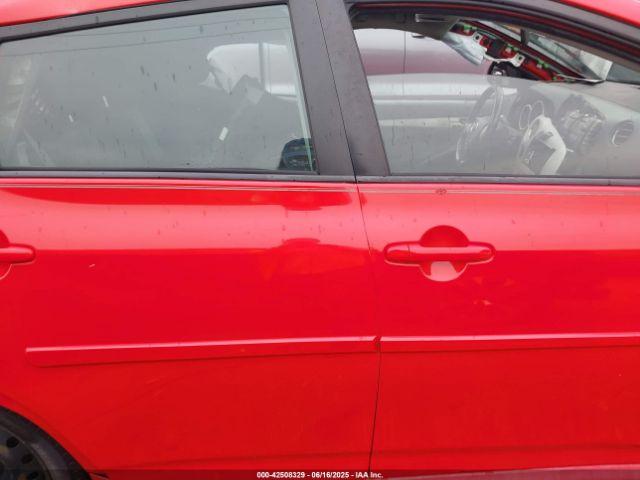 Toyota Matrix S Image 9