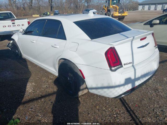 Chrysler 300 300s Image 14