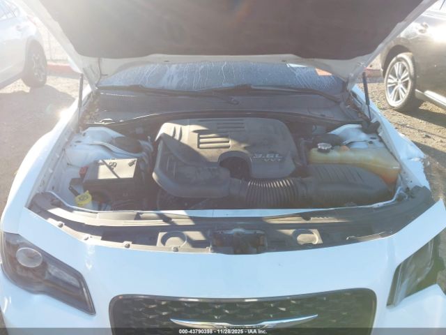 Chrysler 300 300s Image 13