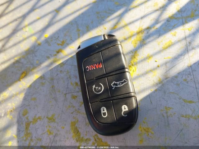 Chrysler 300 300s Image 16