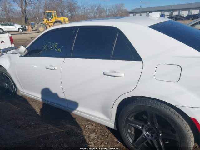 Chrysler 300 300s Image 8