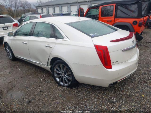 Cadillac XTS Luxury Image 2