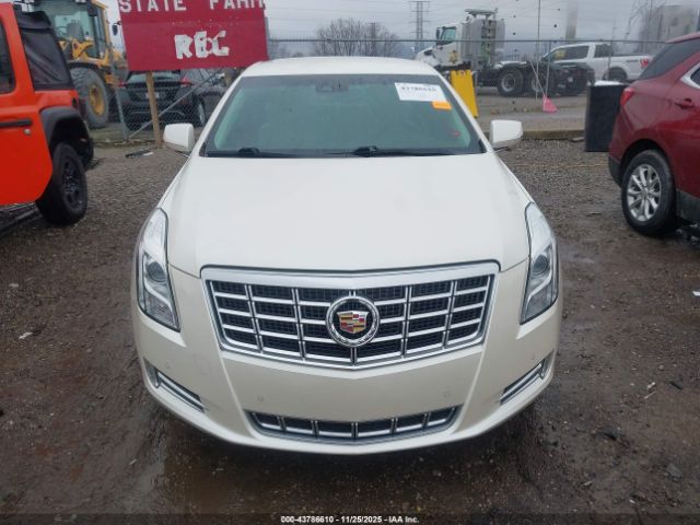 Cadillac XTS Luxury Image 3