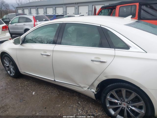 Cadillac XTS Luxury Image 15