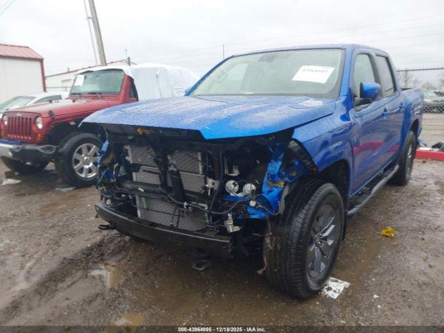 Nissan Frontier Sv 4x4 Image 4