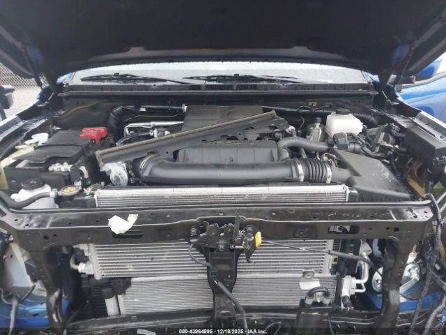 Nissan Frontier Sv 4x4 Image 6