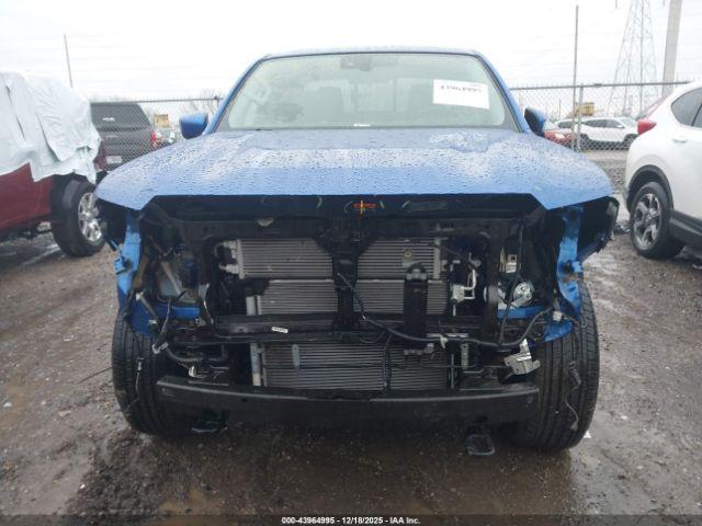 Nissan Frontier Sv 4x4 Image 11