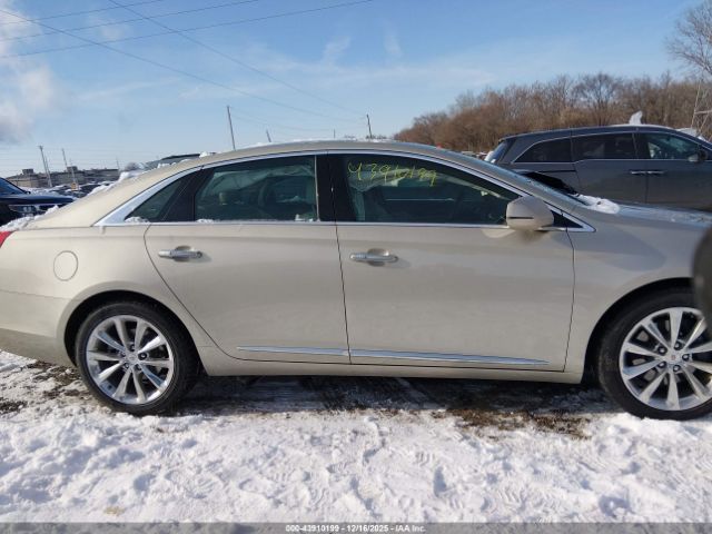 Cadillac XTS Luxury Image 10