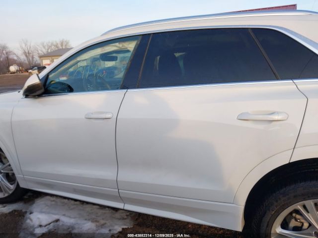 Audi Q8 Premium Plus 55 Tfsi Quattro Tiptronic Image 4