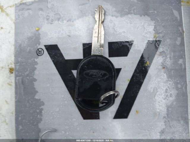 Ford Explorer Limited Image 2