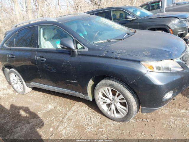 Lexus RX Image 15