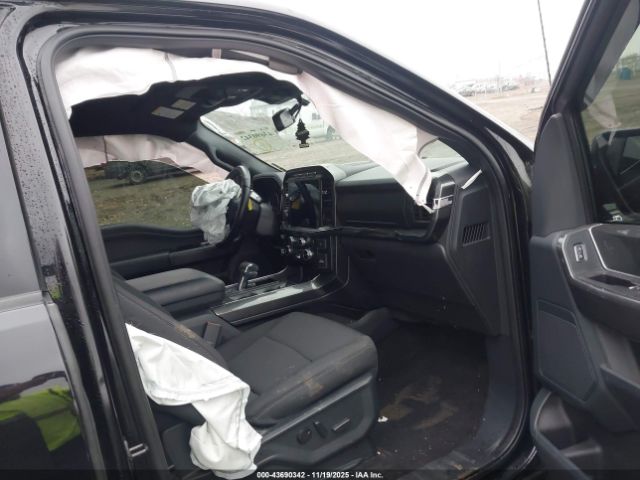 Ford F-150 Xlt Image 4