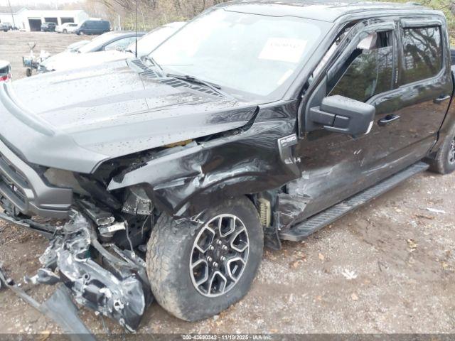 Ford F-150 Xlt Image 15