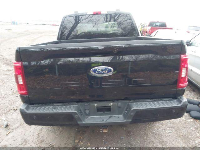 Ford F-150 Xlt Image 14