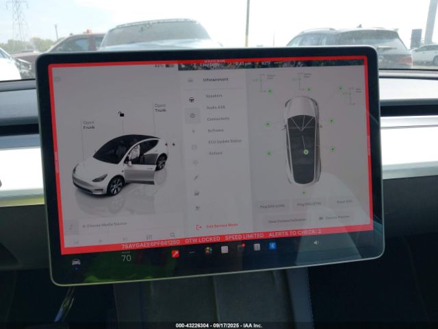 Tesla Model Y Image 18