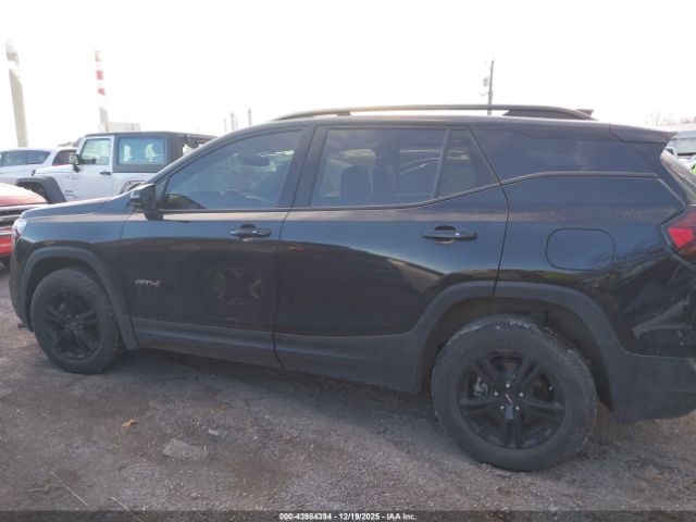 GMC Terrain Awd At4 Image 8