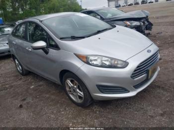  Salvage Ford Fiesta