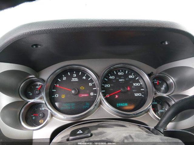 Chevrolet Silverado 1500 Lt Image 2