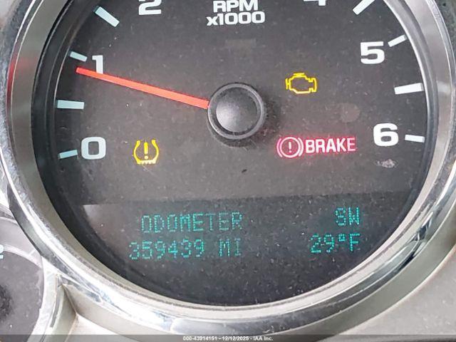 Chevrolet Silverado 1500 Lt Image 13