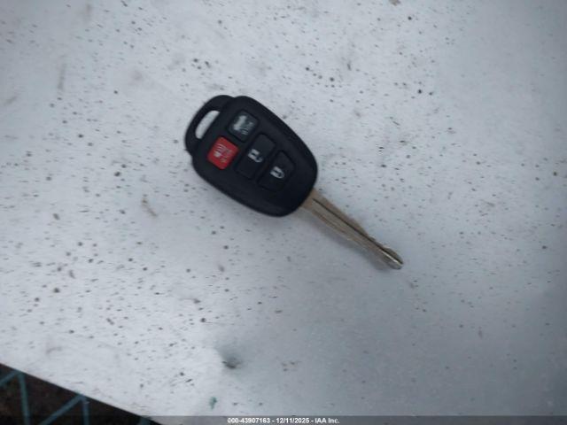 Toyota Corolla Le Image 7