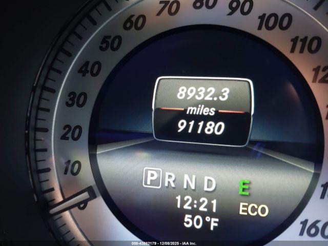 Mercedes-Benz C-Class Sport 4matic Image 11