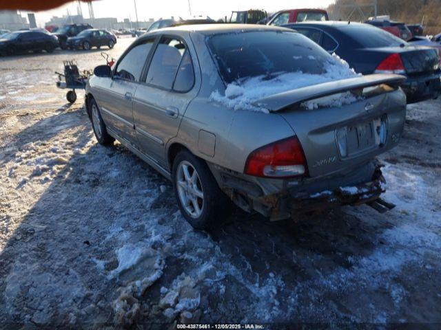 Nissan Sentra Se Image 8